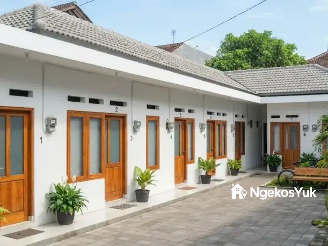 Kost Putra Pandanaran Semarang