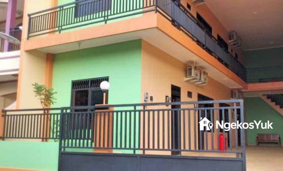 Kamar 102
